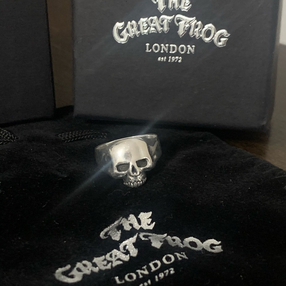 The Great Frog Smallest Evil Skull Ring